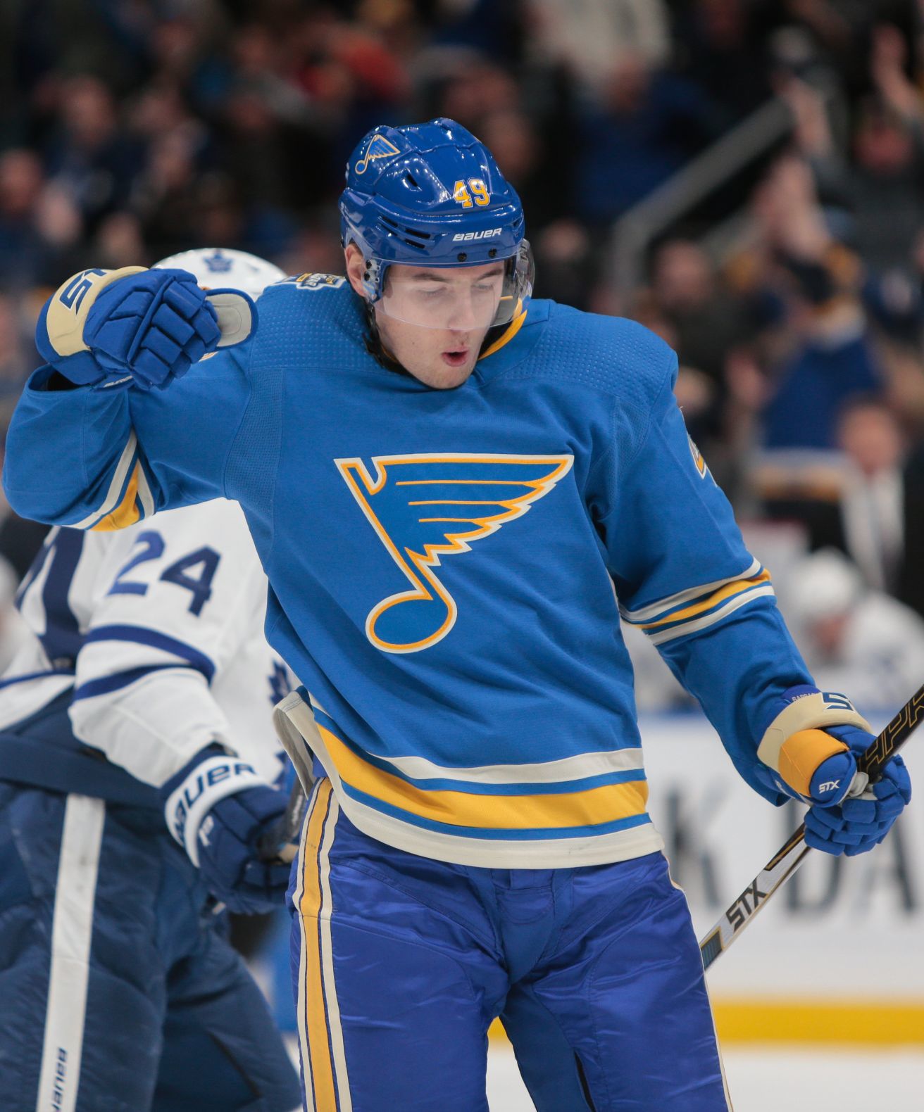 Blues take on Maple Leafs